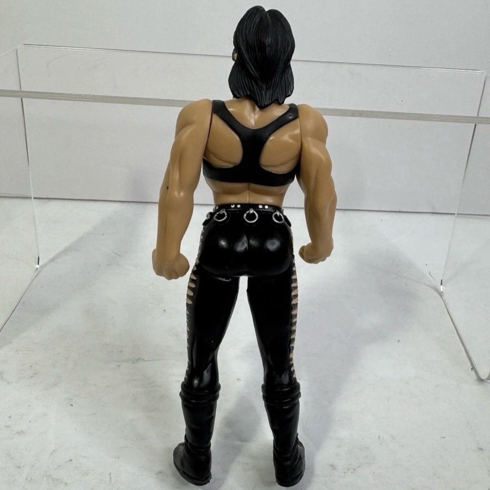 Chyna WWF WWE Bone Crunching Best of '98 Series 1 Jakks Pacific LF2310 - Picture 2 of 2
